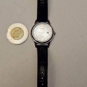 Beautiful Citizen Eco-Drive women's watch, which means it's powered by light